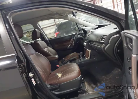 2017 Subaru Forester 2.5I Touring z USA, uszkodzony, nr VIN JF2SJAWC9HH589772